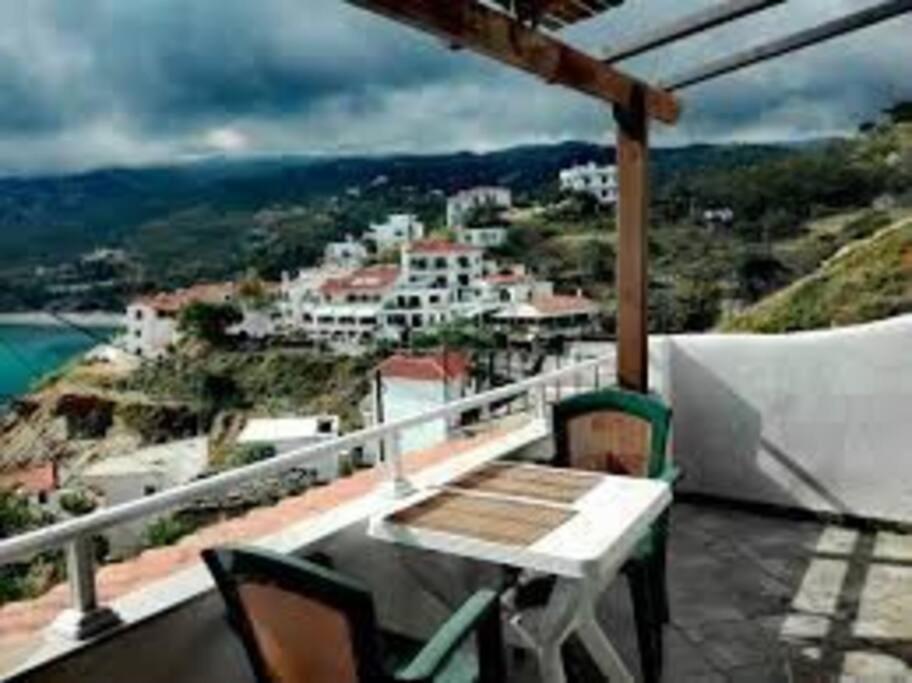 Δίχωρο Στούντιο Στον Κέντρο Του Αρμενιστή Appartement Armenistis  Buitenkant foto
